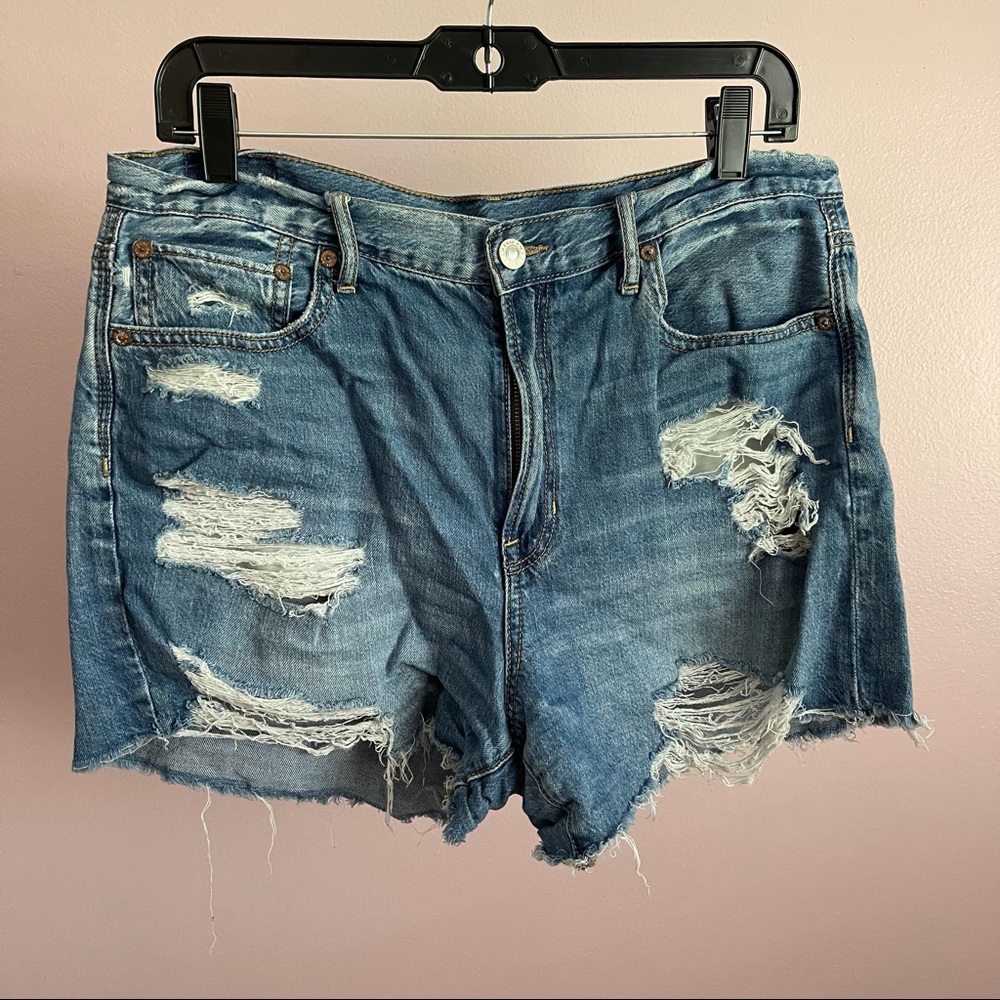 American Eagle Jean Shorts size 10
